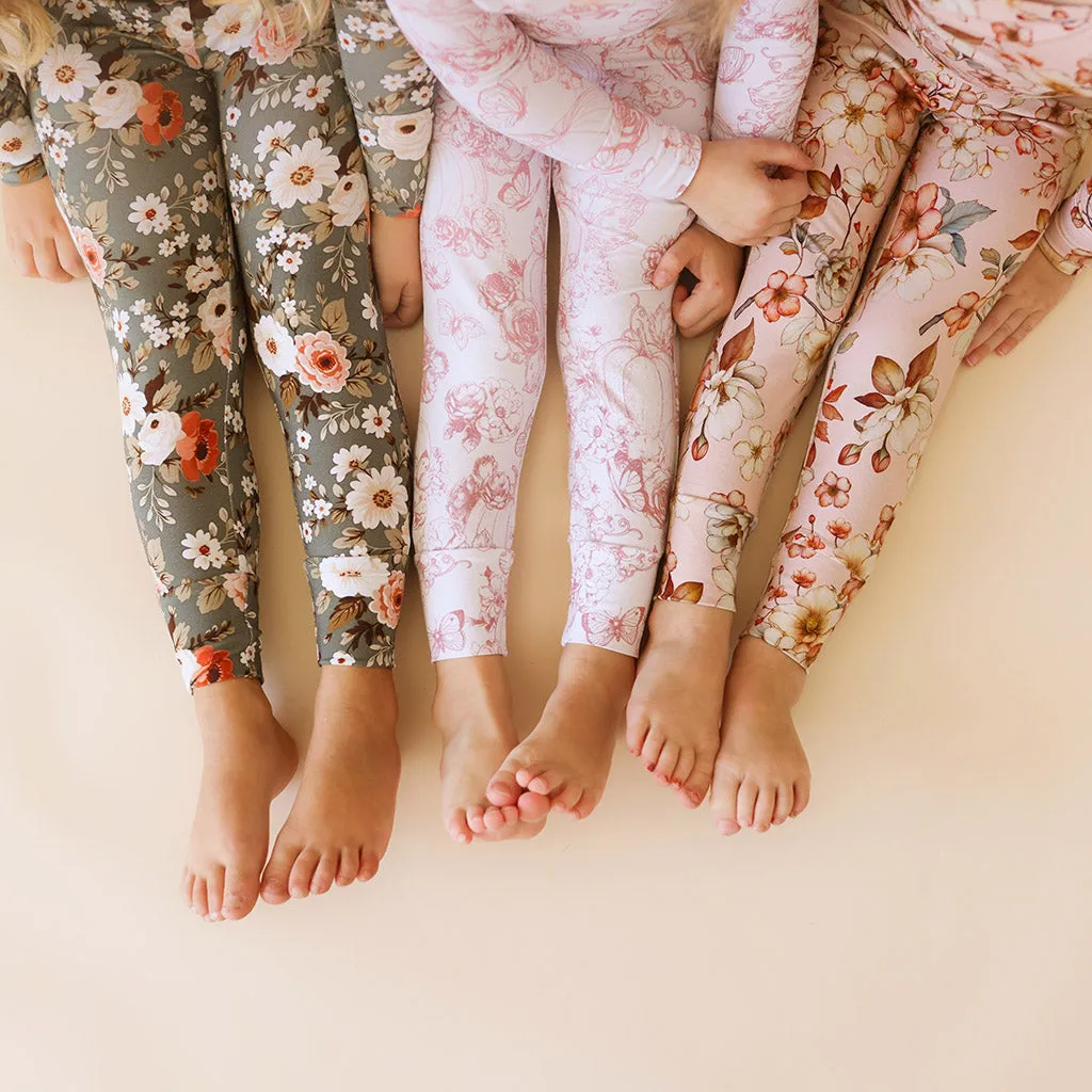 Aura Classic Pajama Set