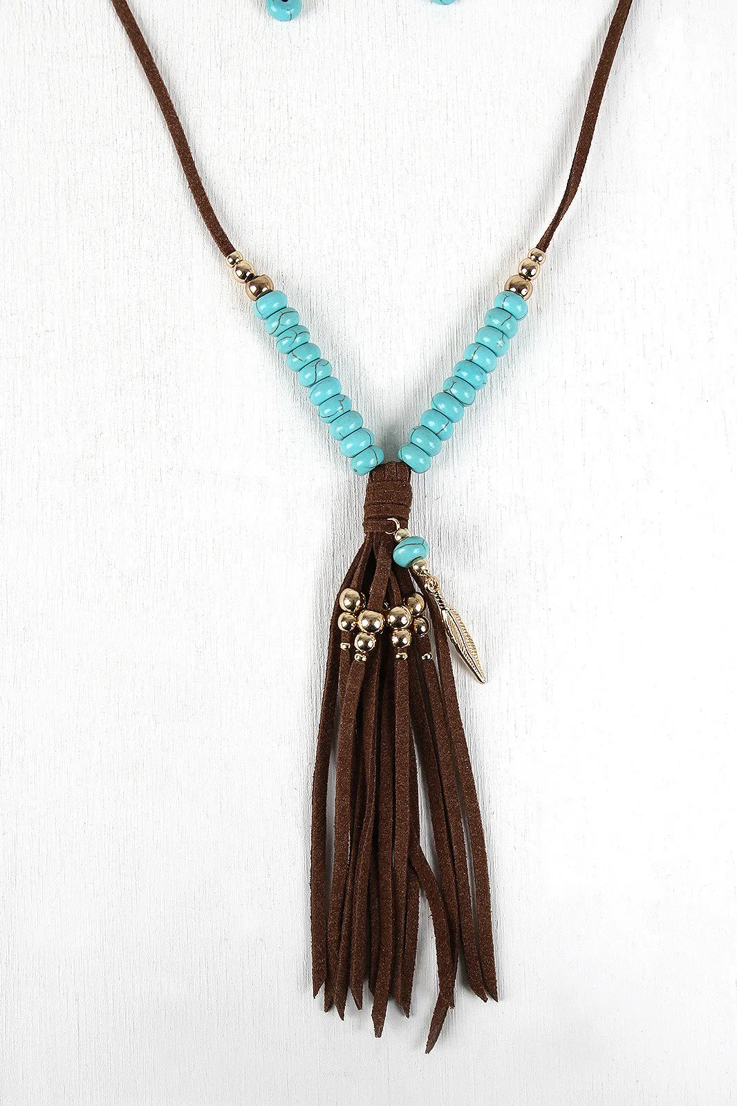 Beads And Feather Suede Fringe Necklace Set