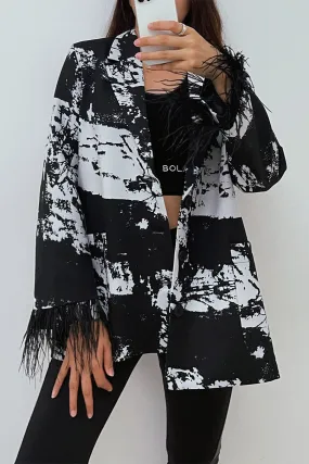 GRAPHIC PRINT FEATHER BLAZER